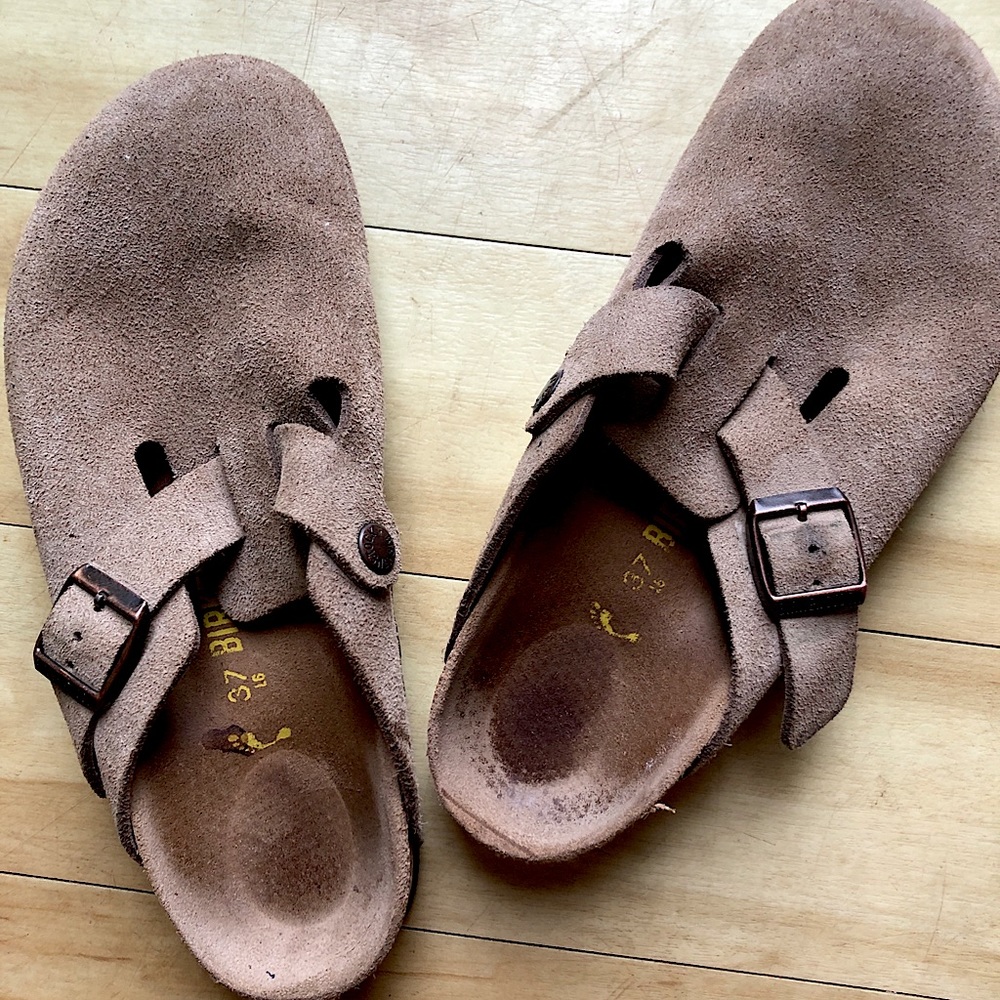 Classic Birkenstock’s clogs! :)